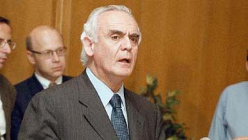 Συνάντηση Τσοχατζόπουλου-Σημίτη για ΚΥΣΕΑ, ελληνοτουρκικά και ΝΑΤΟ