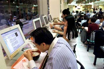 Το Διαδίκτυο αναπαράγει κοινωνικές ανισότητες, υποστηρίζει έρευνα βρετανικού πανεπιστημίου