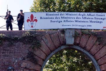 Αρχίζουν οι εργασίες της Συνόδου του ΝΑΤΟ στη Φλωρεντία