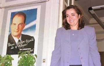 Προβληματισμός στη ΝΔ για το μεσαίο χώρο