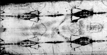 To Βατικανό δίνει το πράσινο φως για νέες αναλύσεις στη Σινδόνη του Τορίνο