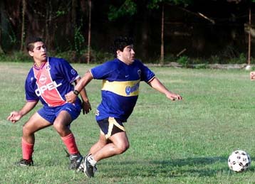 Στον τελικό του Champions League ο Μαραντόνα