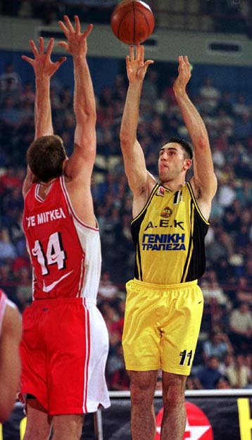 Τέταρτος μικρός τελικός ΑΕΚ – Ολυμπιακού