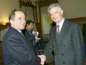 Την Τρίτη η υπογραφή της Εθνικής Συλλογικής Σύμβασης Εργασίας