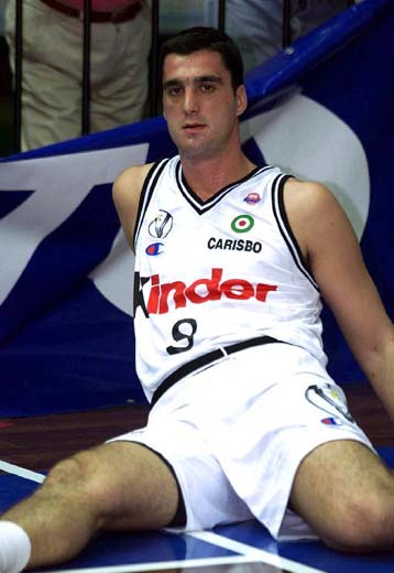 Σενάρια επιστροφής Οικονόμου