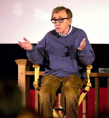 Στα… θρανία ξανά ο Γούντι Αλεν