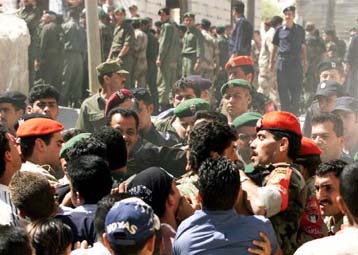 Ο Μπαράκ ανακαλεί την ισραηλινή αντιπροσωπεία από τις διαπραγματεύσεις με τους Παλαιστινίους