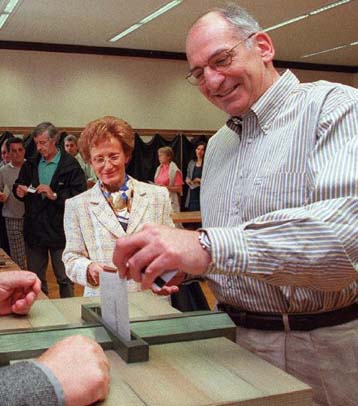 Το 67,2%  των Ελβετών είπε ναι σε στενότερες σχέσεις με την ΕΕ