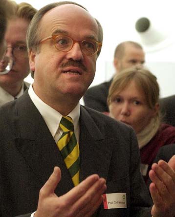 Περικοπή πέντε χιλιάδων θέσεων εργασίας αποφάσισε η Dresner Bank