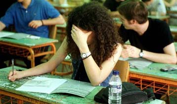 Χωρίς προβλήματα η πρώτη ημέρα των γενικών εξετάσεων για τους παλαιούς υποψηφίους