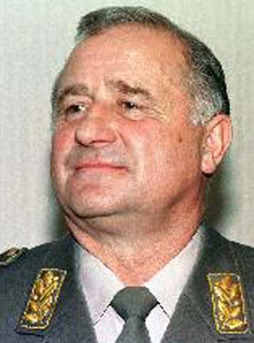 Η Μόσχα υπεραμύνεται της πολιτικής της στη Γιουγκοσλαβία