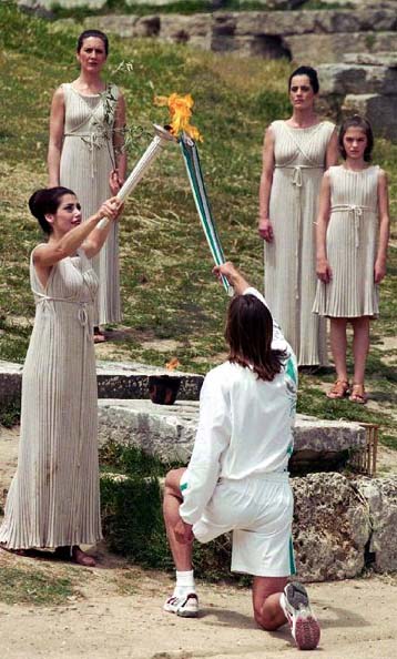 Σε άδειο Καλλιμάρμαρο η τελετή παράδοσης της Ολυμπιακής φλόγας στην Αυστραλία