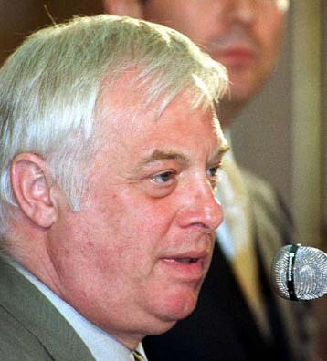 Αντιδράσεις προκαλεί στη Βρετανία η πρόταση Πάτεν για ευρωπαϊκό Σύνταγμα