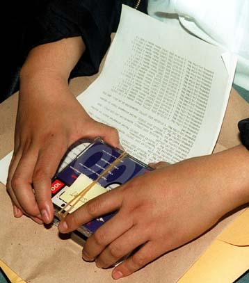 Εντοπίστηκε νέος τύπος του ιού I love you