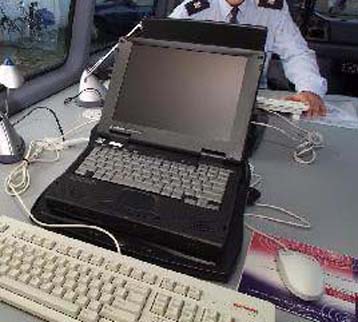 Σημειωματάριο Compaq κάτω των 1.000 δολαρίων