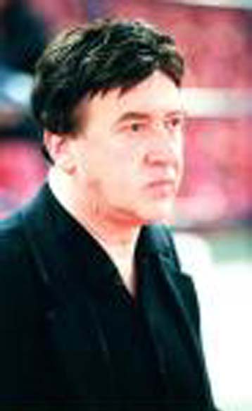 Τηλεφωνική τελικά η επικοινωνία Κορασίδη – Θεοδωρακάκη για το ΤΑΠ Ολυμπιακός