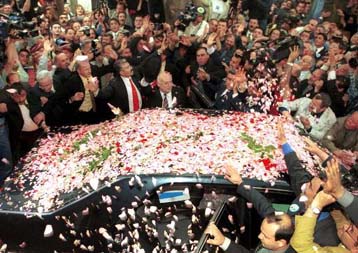 Αίνιγμα το πολιτικό μέλλον του Σουλεϊμάν Ντεμιρέλ