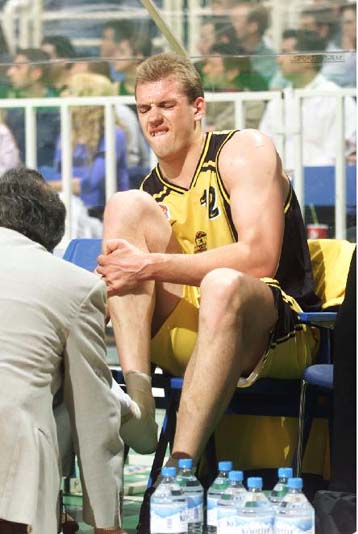 Δεν προλαβαίνει τον τρίτο τελικό ο Τσακαλίδης – Κάκωση στον ωμοπλάτη ο Μενσά