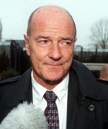 Εκτός τελετής υποδοχής της φλόγας ο Γκόσπερ έπειτα από συνάντηση με τον Σάμαρανκ