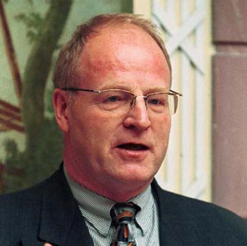 Αποκλείει συντονισμένη στήριξη του ευρώ ο πρόεδρος της Bundesbank