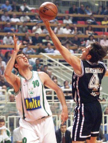 Πρώτη του ΠΑΟΚ στο σπίτι του κόντρα στον Παναθηναϊκό στο δεύτερο τελικό