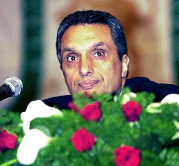 Σε έντονο κλίμα η συζήτηση της προτάσης μομφής κατά της βουλγαρικής κυβέρνησης