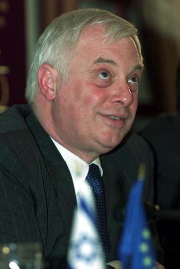 Προβληματική η αποστολή ανθρωπιστικής βοήθειας από την ΕΕ