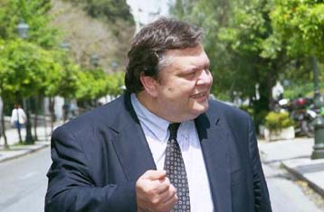 Συνάντηση Χριστόδουλου – Βενιζέλου για τις ταυτότητες