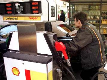 Νέα άνοδος στην τιμή των καυσίμων από την Πέμπτη