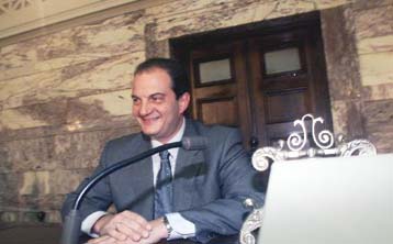 Σε νέο κύκλο εσωστρέφειας εισέρχεται η ΝΔ