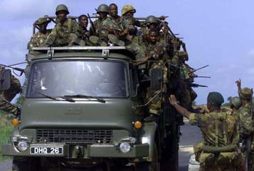 Οι αντάρτες της Σιέρα Λεόνε απελευθέρωσαν 139 κυανόκρανους του ΟΗΕ