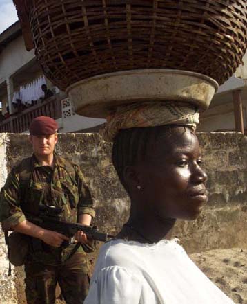 Οι φιλοκυβερνητικές δυνάμεις της Σιέρα Λεόνε ανακατέλαβαν πόλη από τους αντάρτες