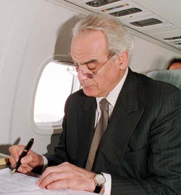 Ο Τσοχατζόπουλος στην Πορτογαλία για τη διυπουργική ΔΕΕ και WEAG