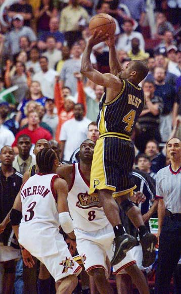 Μείωσαν σε 3-1 στις νίκες οι Σίξερς