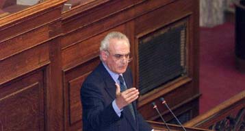 Επικριτικός ο Τσοχατζόπουλος για το εκλογικό αποτέλεσμα, στο Εκτελεστικό του ΠΑΣΟΚ