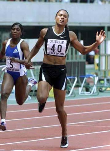 Σπουδαίες επιδόσεις από Γκριν και Τζόουνς