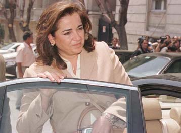 Τα αίτια της εκλογικής ήττας αναζητεί η Ν.Μπακογιάννη – Επικριτική προς τον Καρατζαφέρη