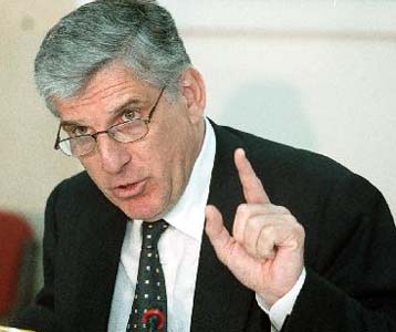 Τρία κριτήρια καθορίζουν τις αλλαγές στα κλειστά επαγγέλματα