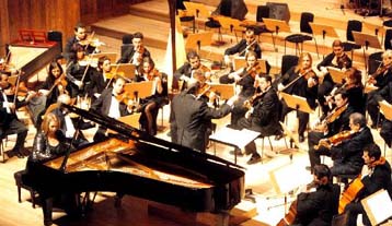 Συναυλίες γνωστών καλλιτεχνών στην Αθήνα