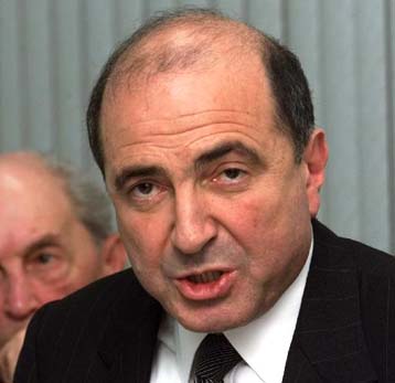 Στη Βρετανία θα εκδικαστεί μήνυση του Μπερεζόφσκι κατά του περιοδικού Forbes