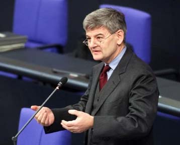 Το Παρίσι υιοθετεί τις απόψεις του Γ.Φίσερ για ευρωπαϊκή ομοσπονδία