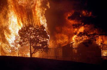 Τη βοήθεια της Ρωσίας για την κατάσβεση της φωτιάς στο Λος Αλαμος ζήτησαν οι ΗΠΑ