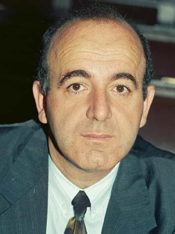 Επιβράδυνση του ρυθμού αύξησης των δημόσιων εσόδων