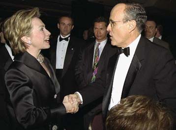 Ετοιμάζεται να αποσυρθεί από την κούρσα για τη Γερουσία ο Ρούντολφ Τζουλιάνι