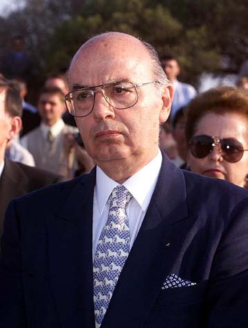 Ελαφρά τραυματίστηκαν σε τροχαίο ο Λ.Νικολάου και η σύζυγός του