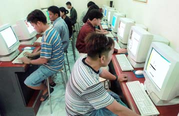 Δώστε βίζες, χρειαζόμαστε επιστήμονες