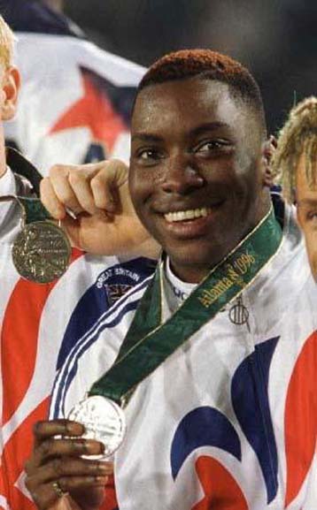 Απαγγέλθηκαν κατηγορίες σε επιστήμονα για διακίνηση αναβολικών ουσιών