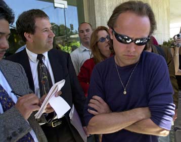 Πρώτη ήττα της Napster στο δικαστικό αγώνα για τα πνευματικά δικαιώματα