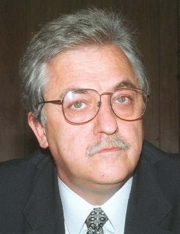 Φρένο στις ευνοϊκές αποσπάσεις νοσηλευτών από τον υπουργό Υγείας