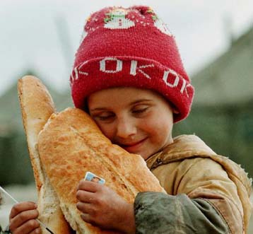 Περικοπές στα προγράμματά της εξαγγέλλει η Υπατη Αρμοστεία του ΟΗΕ για τους Πρόσφυγες